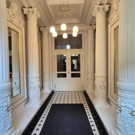 1 Nekazanka Apartment