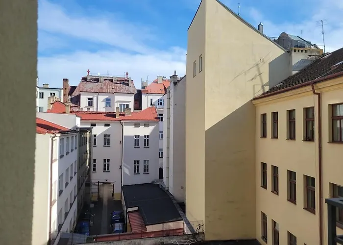 1 Nekazanka براغ